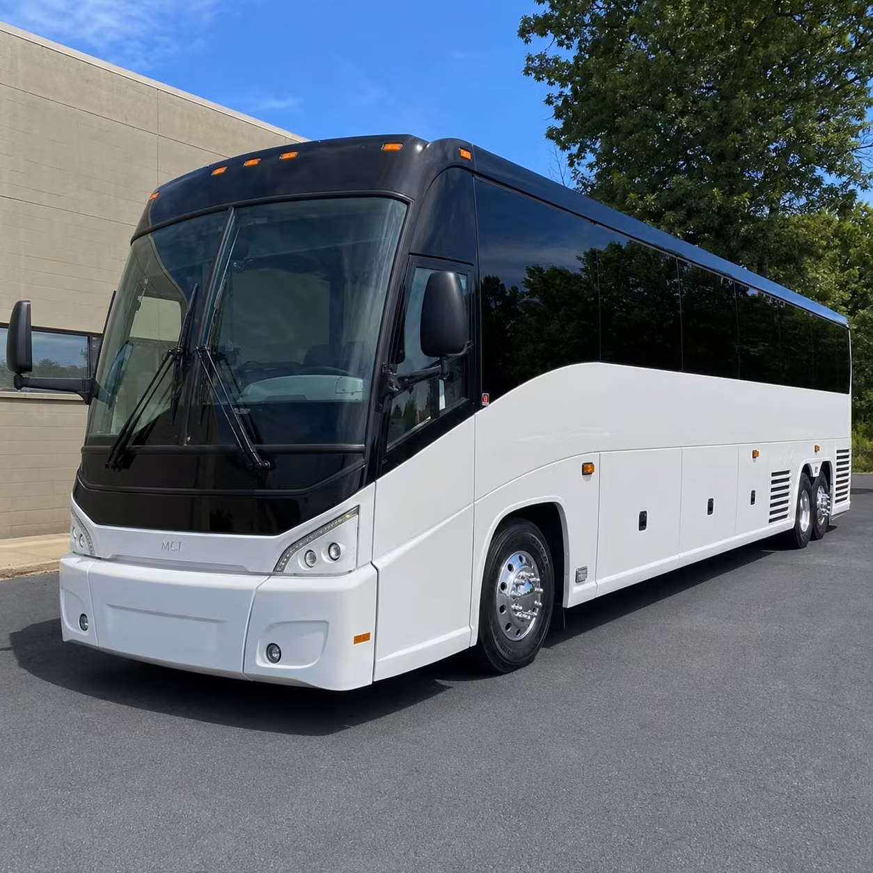 long distance corporate and convention transportation from lowell massachusetts