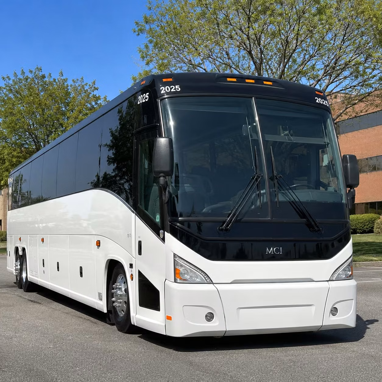 shuttle your group to the tsongas center at umass lowell without the parking headache