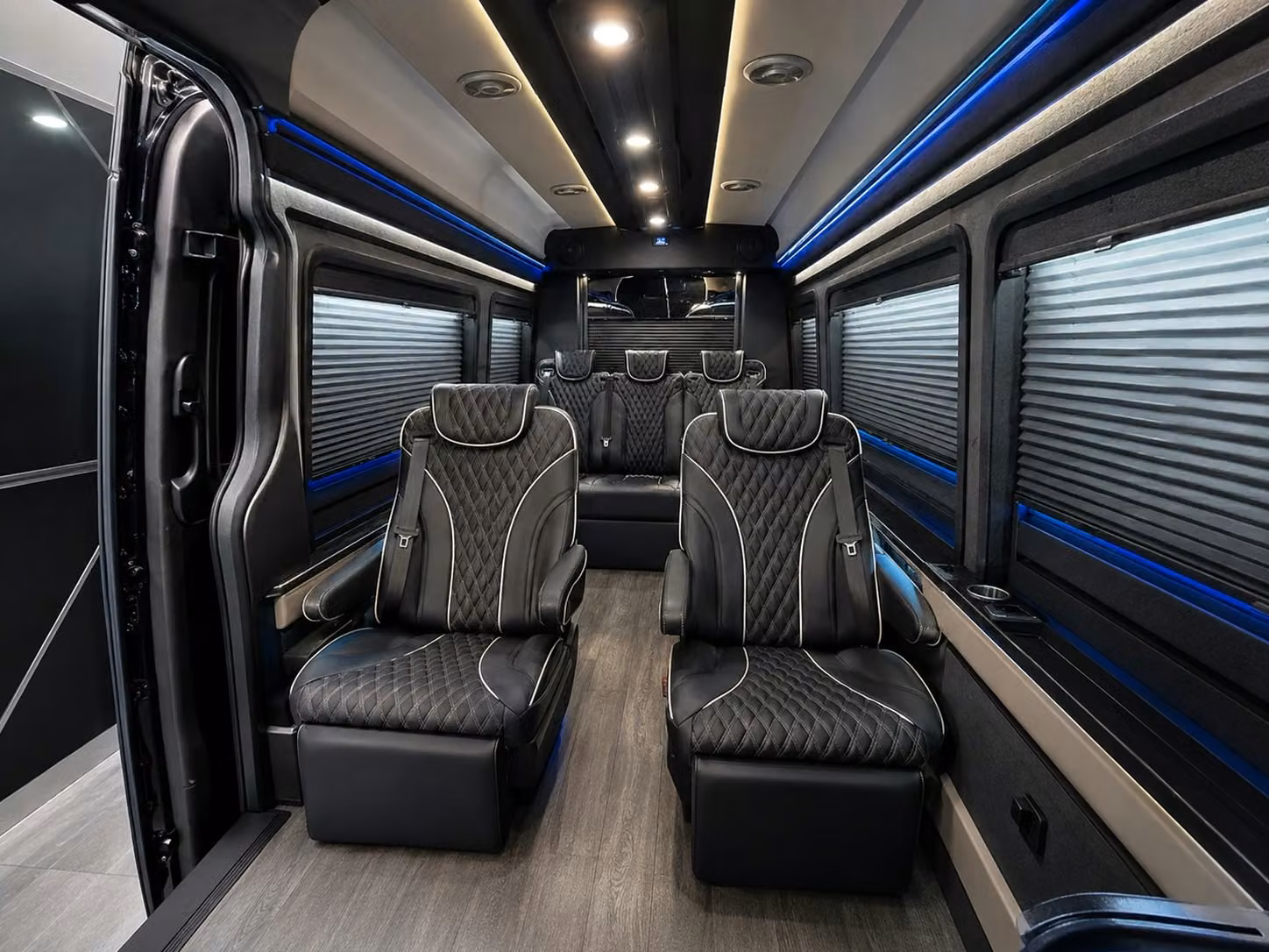 these bus types make lowell airport transportation easy for groups of every size